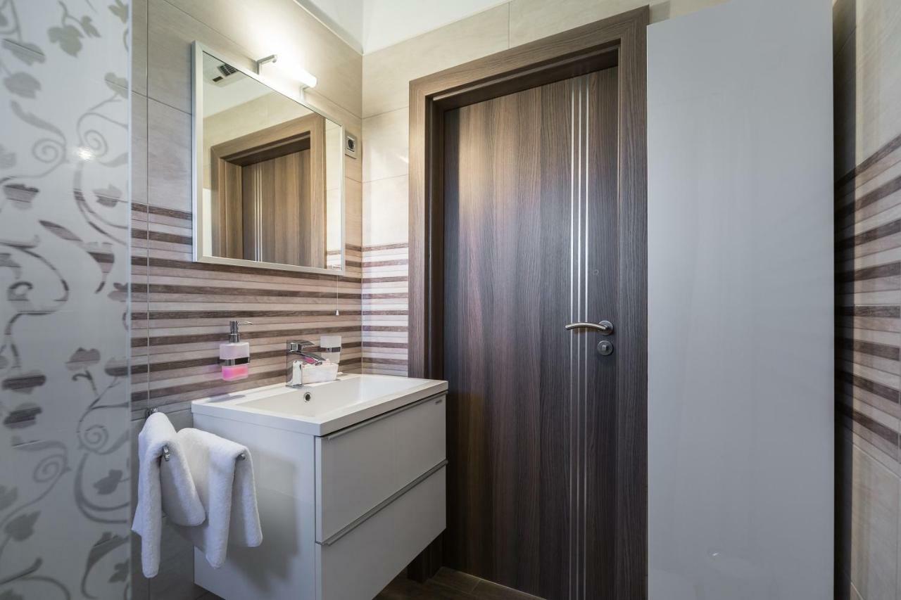 Modern And Spacious Apartment Bibinje Εξωτερικό φωτογραφία
