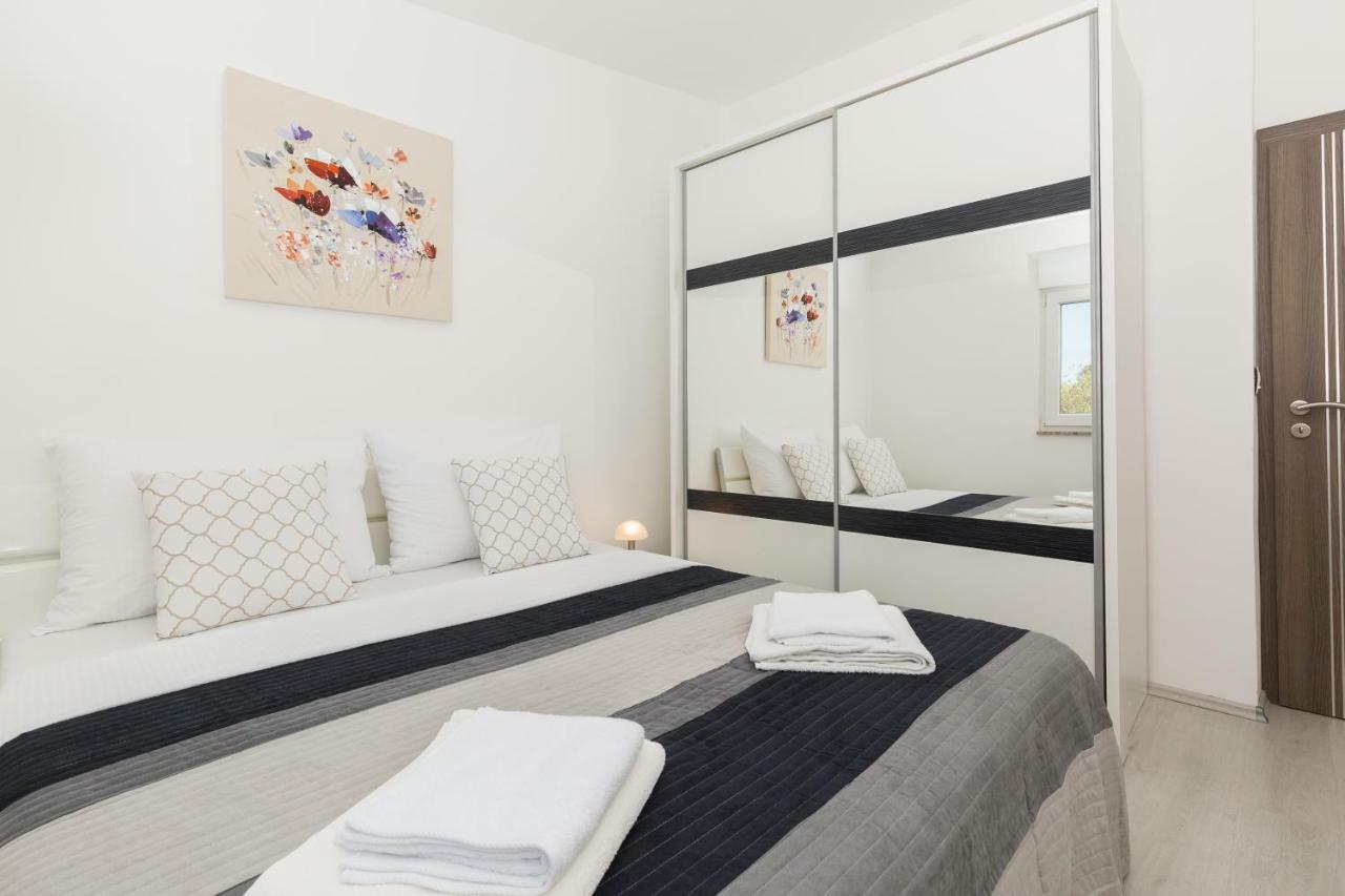 Modern And Spacious Apartment Bibinje Εξωτερικό φωτογραφία